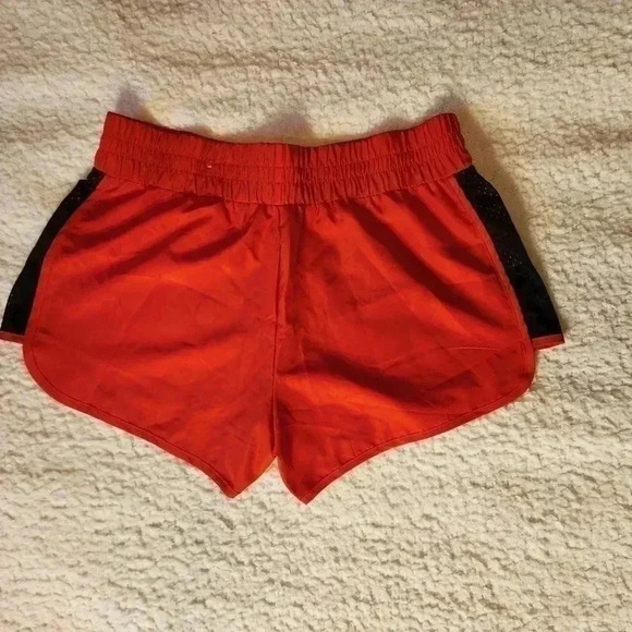 Athletic Shorts, size M/L - Picture 4 of 9